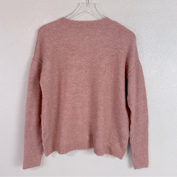 Legendary Outfitters Heather Rose Soft And Cozy Crewneck Sweater Size M - Picture 3 of 8